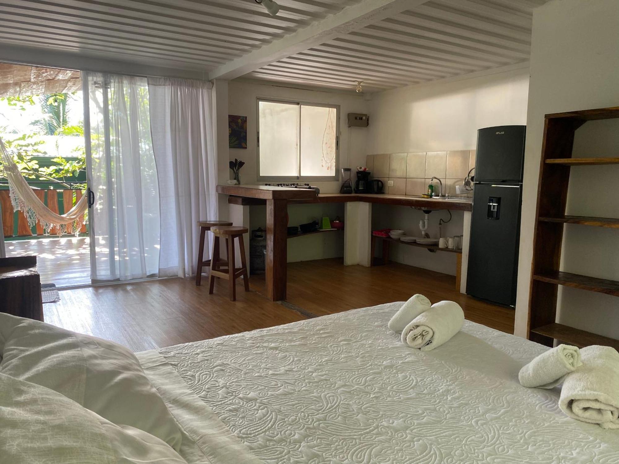Nahele Lodge Playa Santa Teresa  Exteriör bild